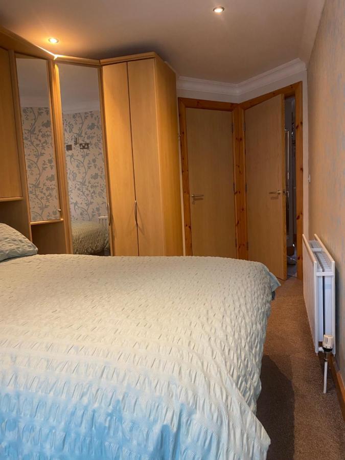 Ferienwohnung Blue Pool View Portrush Exterior foto