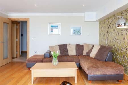 Ferienwohnung Blue Pool View Portrush Exterior foto